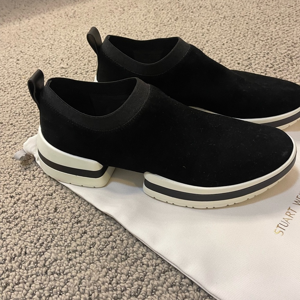Stuart Weitzman SW-612 black suede Brand New - Picture 2 of 2